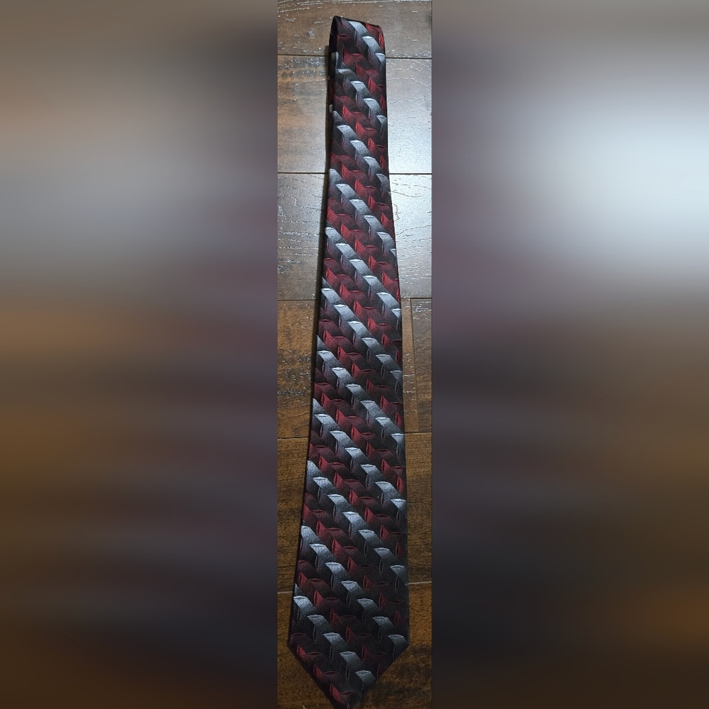 100% Silk Joseph & Feiss Tie